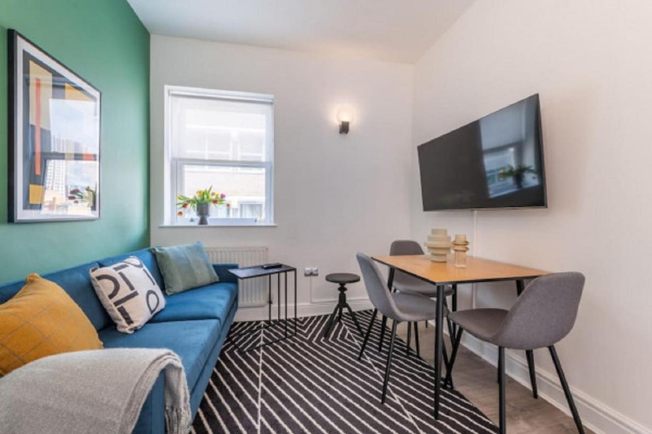 Two Bed - Tower Bridge - By Prime M-2 Hébergement de vacances *